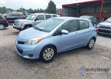 2013 Toyota Yaris Le z USA, uszkodzony, nr VIN JTDKTUD35DD568352